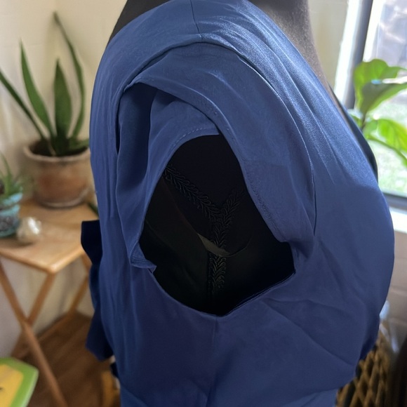 Blue romper - Picture 2 of 5